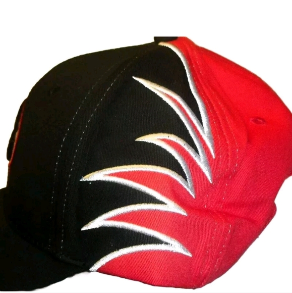 Georgia Bulldogs Vintage 90s Mens Adjustable Strapback hat New Ncaa Sharktooth - Picture 2 of 5